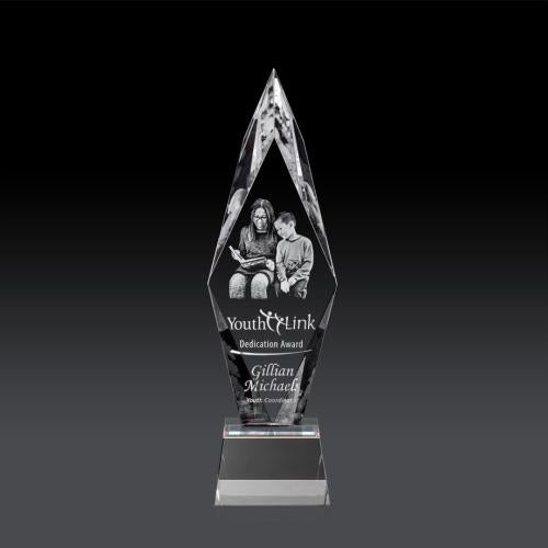 Awards and Trophies - Crystal Awards - Manilow Clear on Robson Base (3D) Diamond Crystal Award