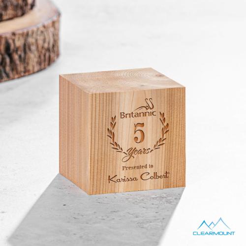 Awards and Trophies - Eco and Wood Awards - Feuille Square / Cube Wood Award