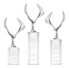 Maverick Eagle Clear on Dakota Base Animals Crystal Award - Metal Awards