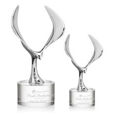 Maverick Eagle Clear on Marvel Base Animals Crystal Award - Metal Awards