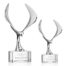 Maverick Eagle Clear on Paragon Base Animals Crystal Award - Metal Awards