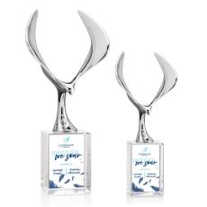 Maverick Eagle Full Color Clear on Lexington Base Animals Crystal Award - Awards and Trophies