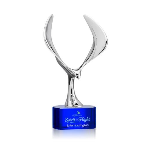 Awards and Trophies - Crystal Awards - Maverick Eagle Full Color Blue on Paragon Base Animals Crystal Award