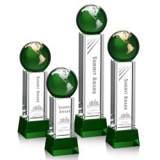 Employee Gifts - Luz Green/Gold on Base Globe Crystal Award